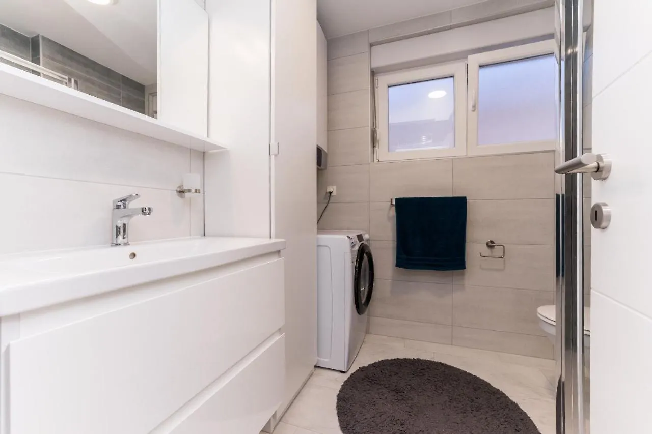 Apartment Losacker Vir